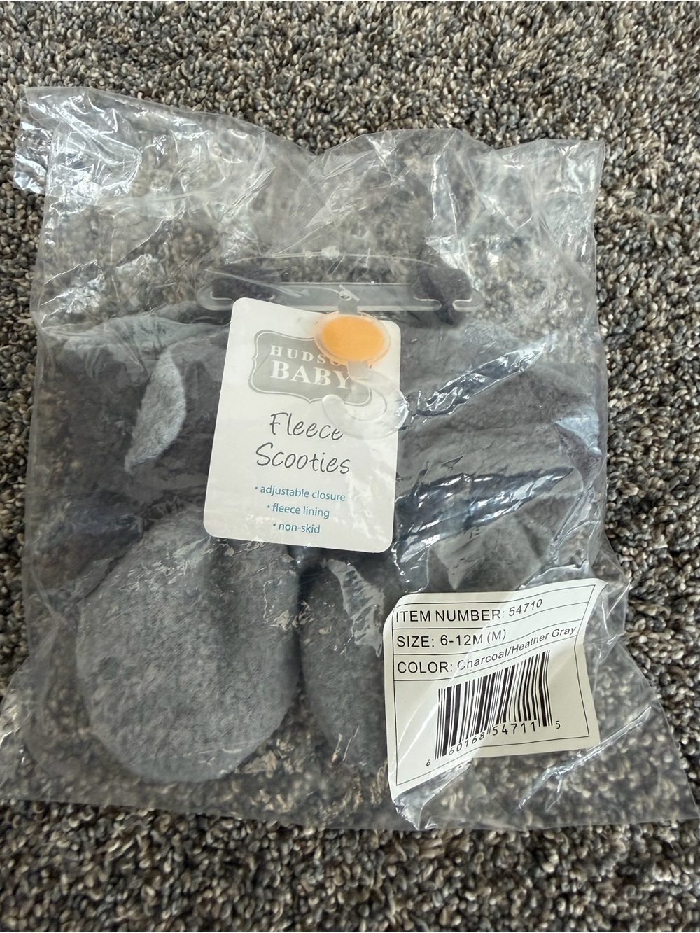 NIP Hudson Baby Fleece Scooties Booties Charcoal Heather Gray 6-12M